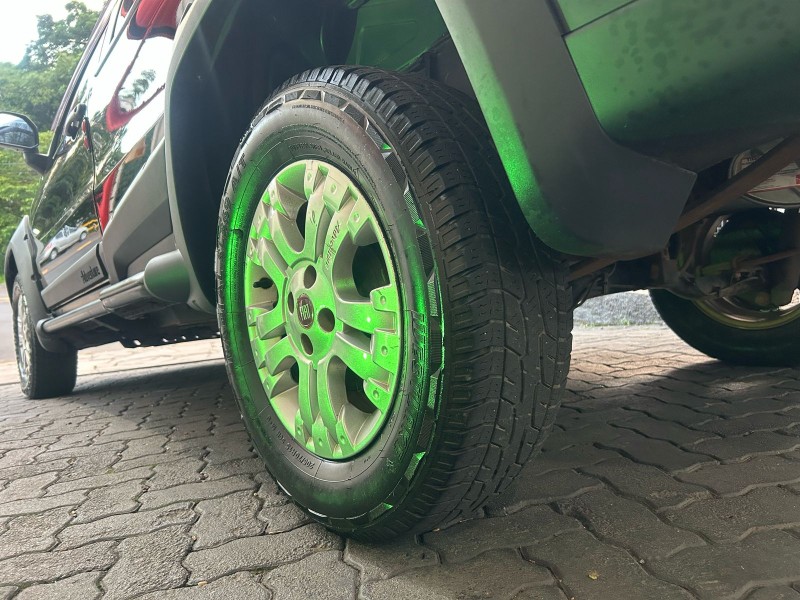 STRADA 1.8 MPI ADVENTURE CD 8V FLEX 2P MANUAL - 2011 - TRêS COROAS