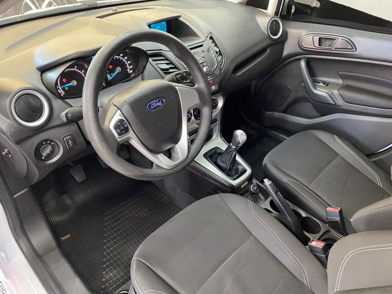 FIESTA 1.6 SEL SEDAN 16V FLEX 4P MANUAL  - 2017 - CAXIAS DO SUL