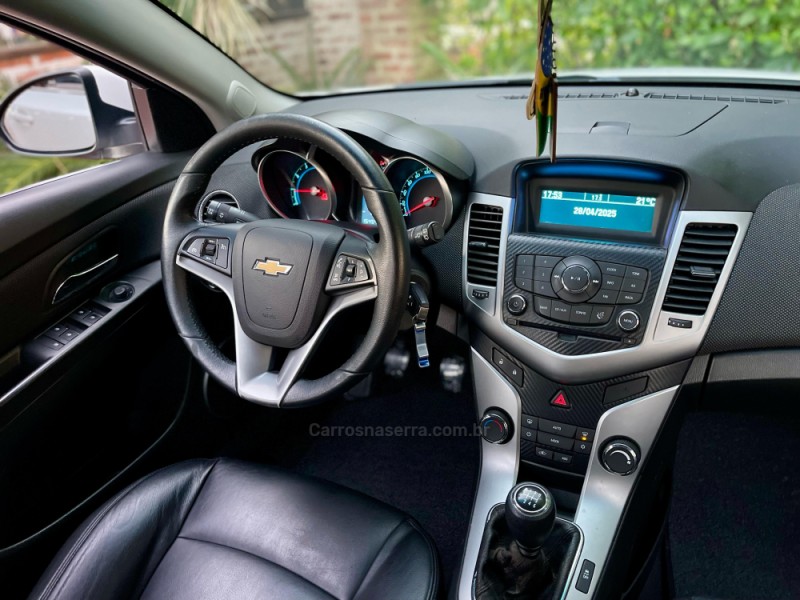 CRUZE 1.8 LT 16V FLEX 4P MANUAL - 2014 - ROLANTE