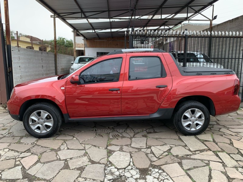 DUSTER OROCH 1.6 16V FLEX EXPRESSION 4P MANUAL - 2018 - CAXIAS DO SUL