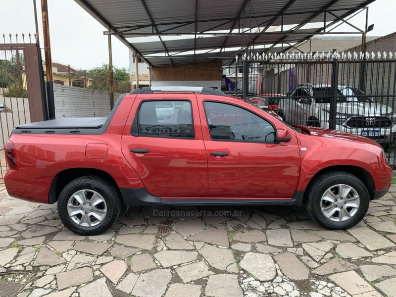 DUSTER OROCH 1.6 16V FLEX EXPRESSION 4P MANUAL - 2018 - CAXIAS DO SUL
