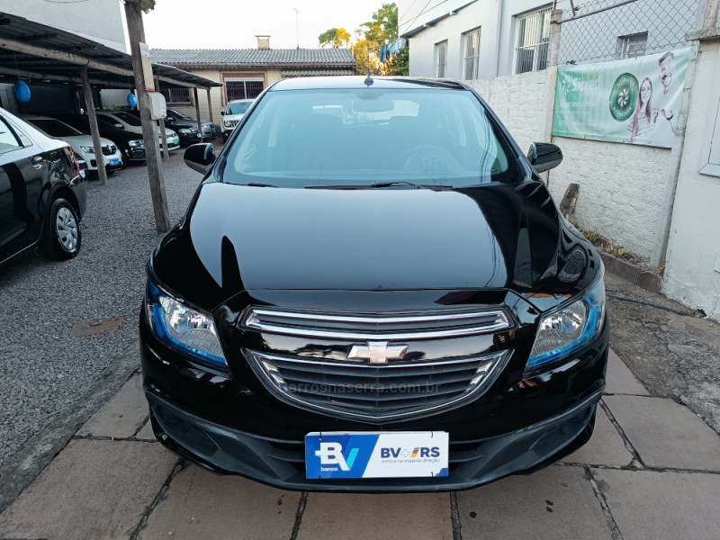 ONIX 1.4 MPFI LT 8V FLEX 4P MANUAL - 2015 - BENTO GONçALVES