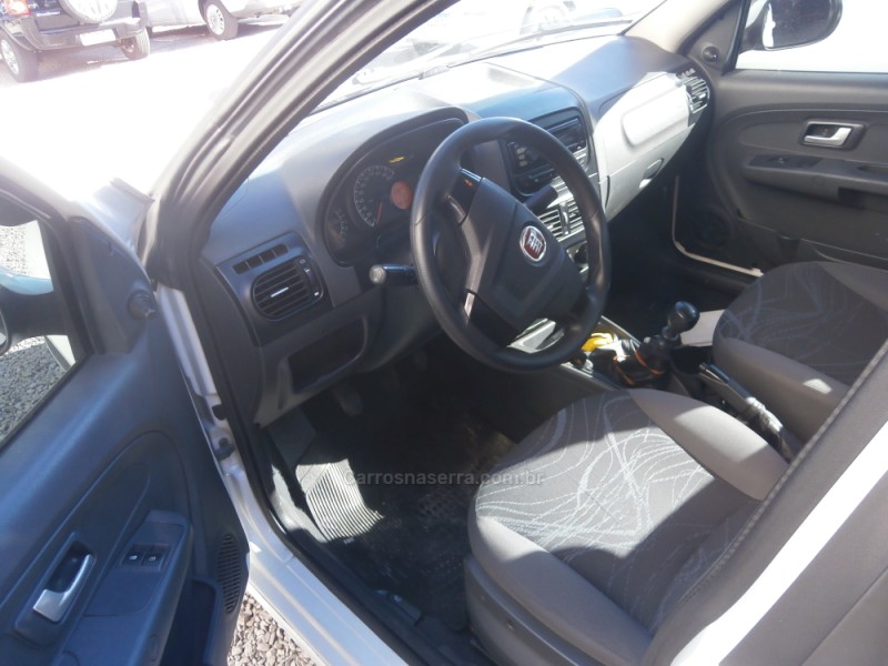 SIENA 1.0 MPI EL 8V FLEX 4P MANUAL - 2016 - FARROUPILHA