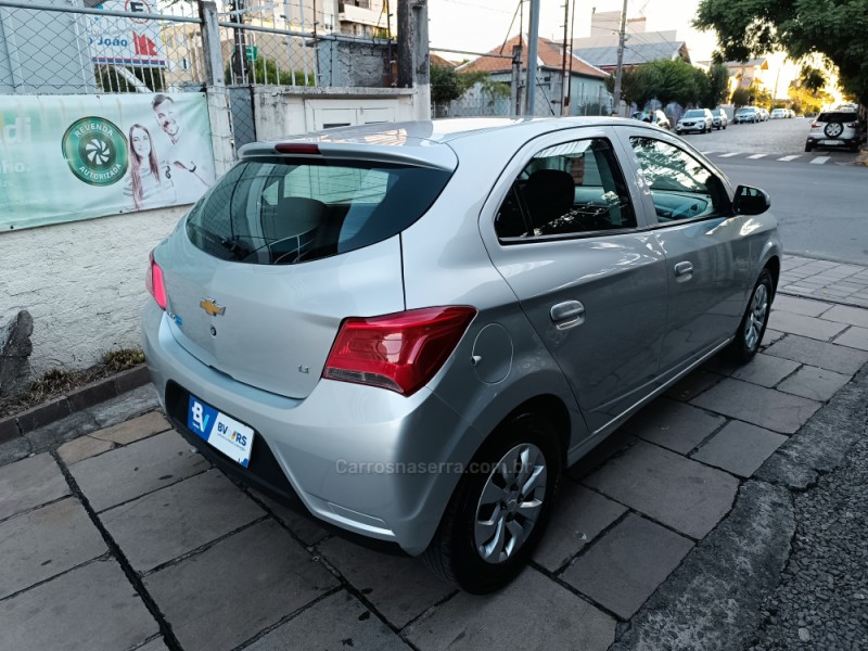 ONIX 1.0 MPFI LT 8V FLEX 4P MANUAL - 2018 - BENTO GONçALVES