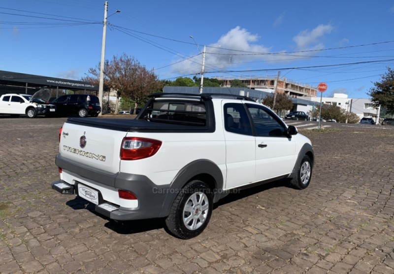 STRADA 1.6 MPI TREKKING CD 16V FLEX 3P MANUAL - 2016 - GUAPORé