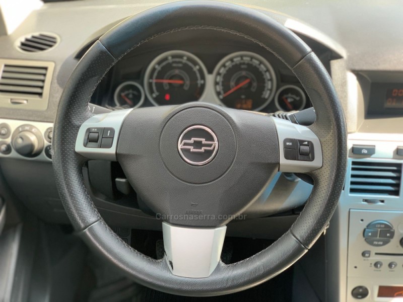 VECTRA 2.0 MPFI ELEGANCE 8V FLEX 4P MANUAL - 2011 - CAXIAS DO SUL