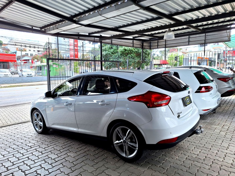 FOCUS 1.6 SE 16V FLEX 4P MANUAL - 2018 - CAXIAS DO SUL
