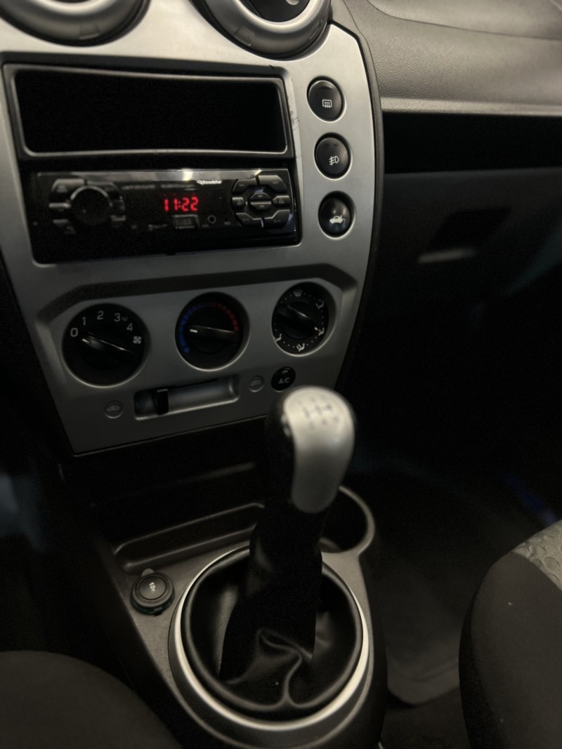 FIESTA 1.6 MPI CLASS HATCH 8V FLEX 4P MANUAL - 2013 - CAXIAS DO SUL