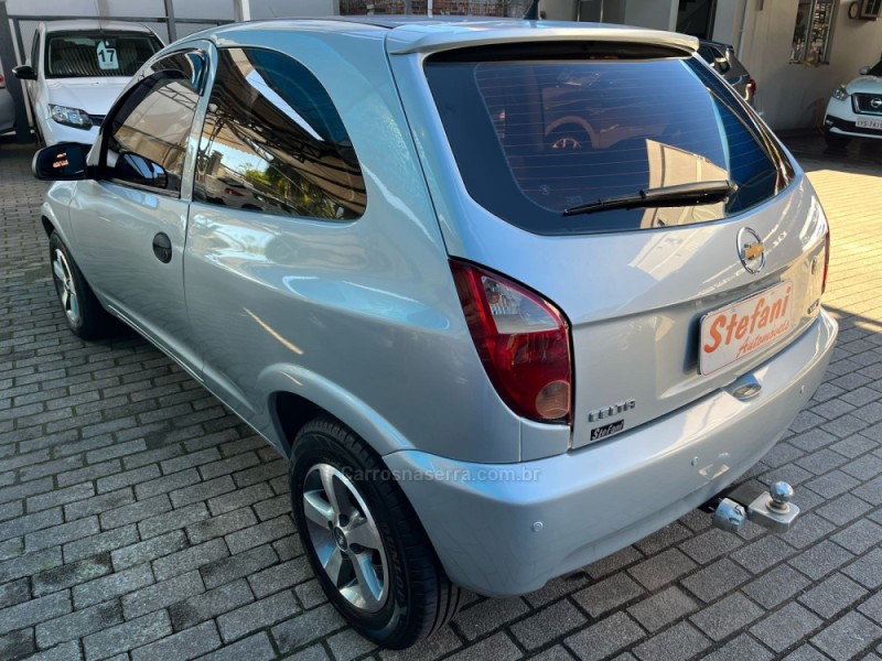 CELTA 1.0 MPFI SPIRIT 8V FLEX 2P MANUAL - 2011 - FELIZ