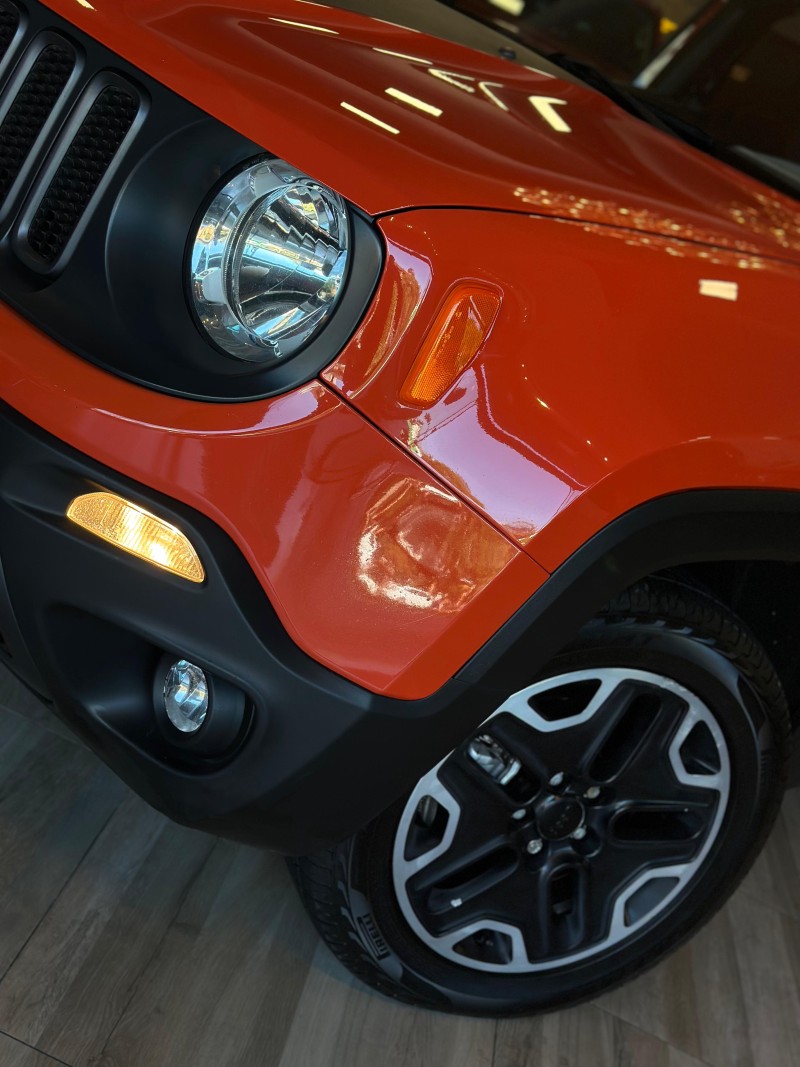 RENEGADE 2.0 16V TURBO DIESEL TRAILHAWK 4P 4X4 AUTOMÁTICO - 2016 - CAXIAS DO SUL