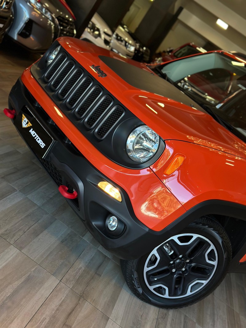 RENEGADE 2.0 16V TURBO DIESEL TRAILHAWK 4P 4X4 AUTOMÁTICO - 2016 - CAXIAS DO SUL