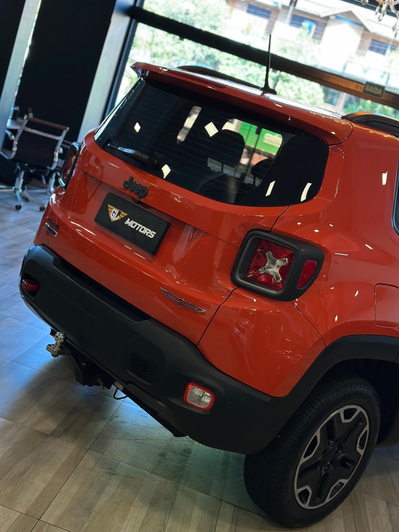RENEGADE 2.0 16V TURBO DIESEL TRAILHAWK 4P 4X4 AUTOMÁTICO - 2016 - CAXIAS DO SUL