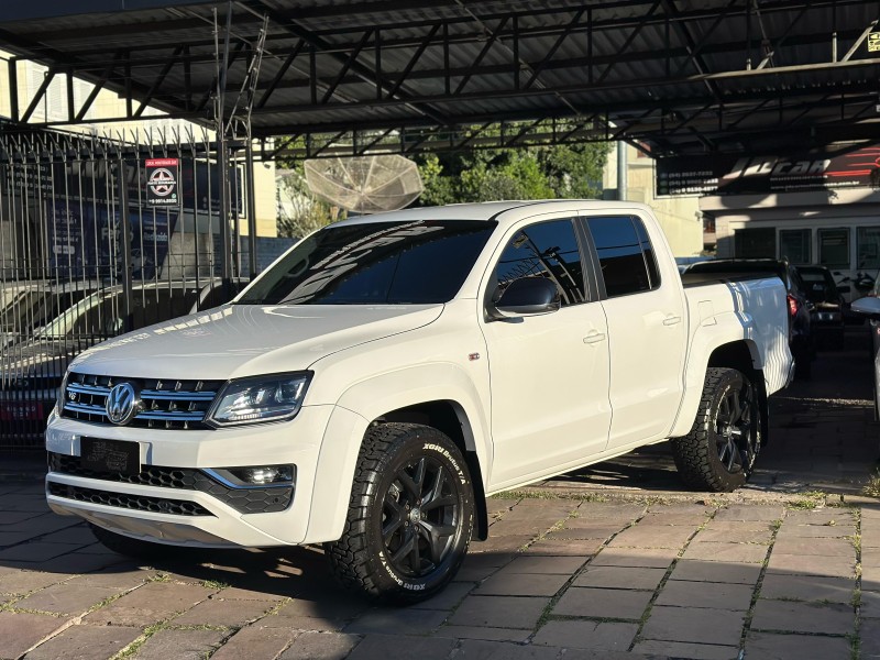 AMAROK 3.0 V6 TDI HIGHLINE CD DIESEL 4MOTION AUTOMÁTICO - 2019 - CAXIAS DO SUL