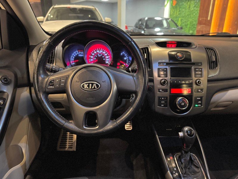 CERATO 1.6 EX3 SEDAN 16V GASOLINA 4P AUTOMÁTICO - 2013 - NOVO HAMBURGO