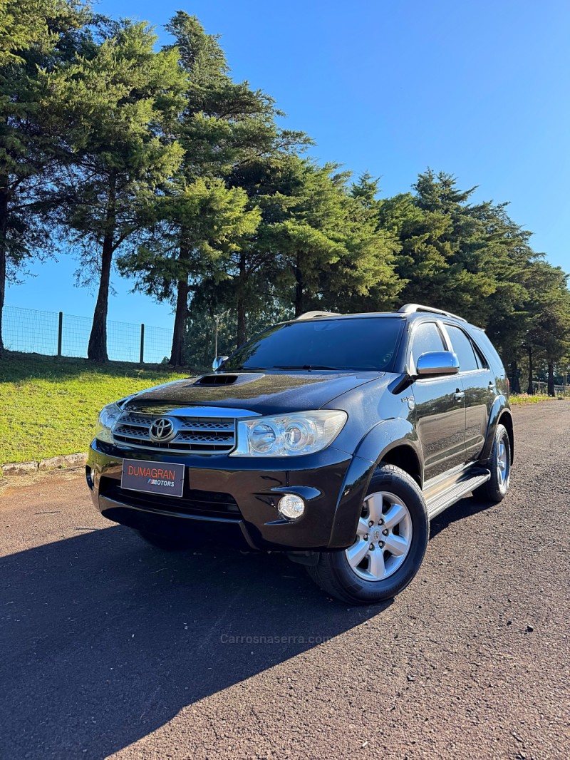 hilux sw4 3.0 srv 4x4 7 lugares 16v turbo intercooler diesel 4p automatico 2009 passo fundo