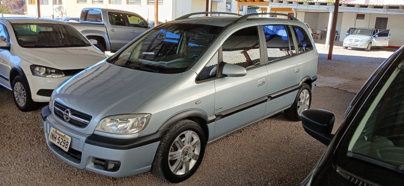 ZAFIRA 2.0 MPFI ELITE 8V FLEX 4P MANUAL - 2007 - CAXIAS DO SUL