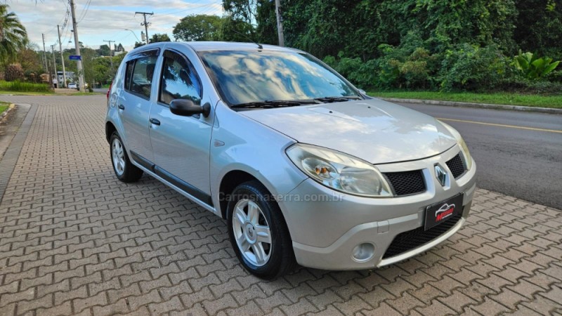 SANDERO 1.6 EXPRESSION 8V FLEX 4P MANUAL - 2009 - IVOTI