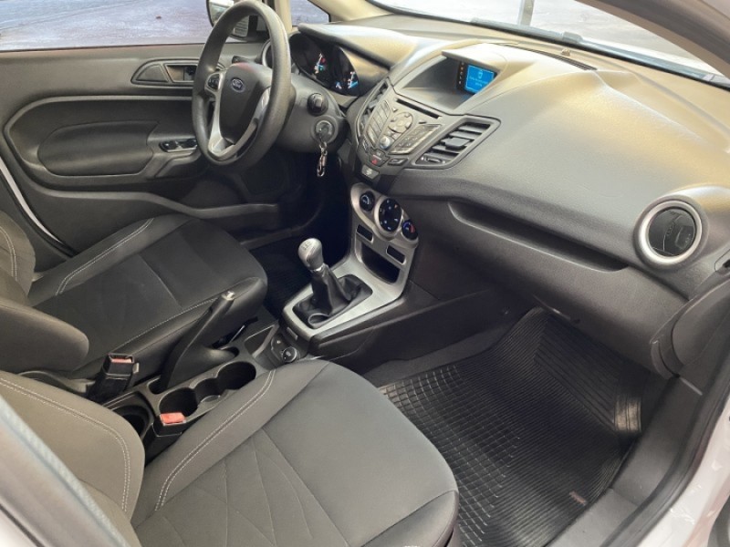 FIESTA 1.6 SEL SEDAN 16V FLEX 4P MANUAL  - 2017 - CAXIAS DO SUL