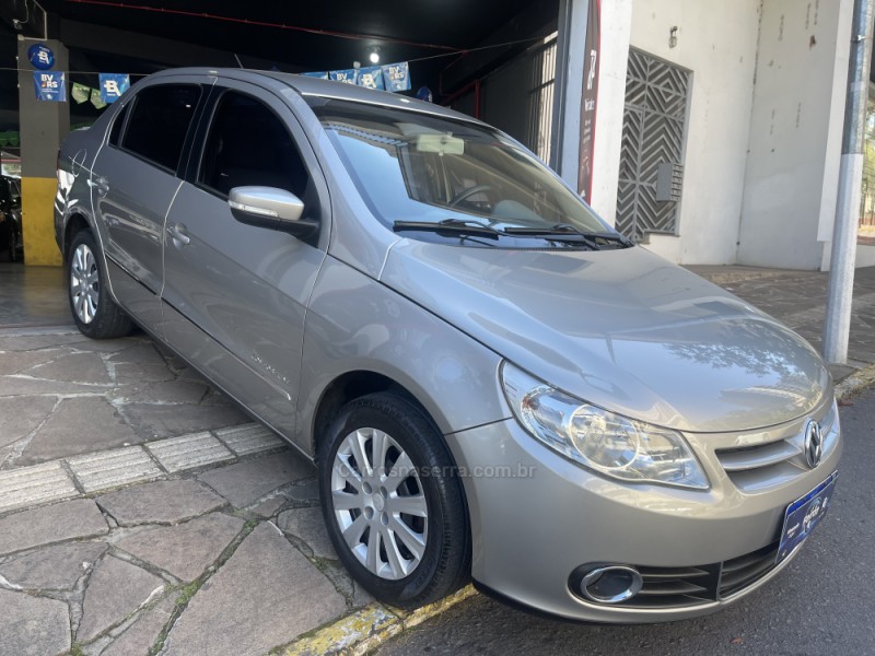 VOYAGE 1.6 MI COMFORTLINE 8V FLEX 4P MANUAL - 2011 - BENTO GONçALVES