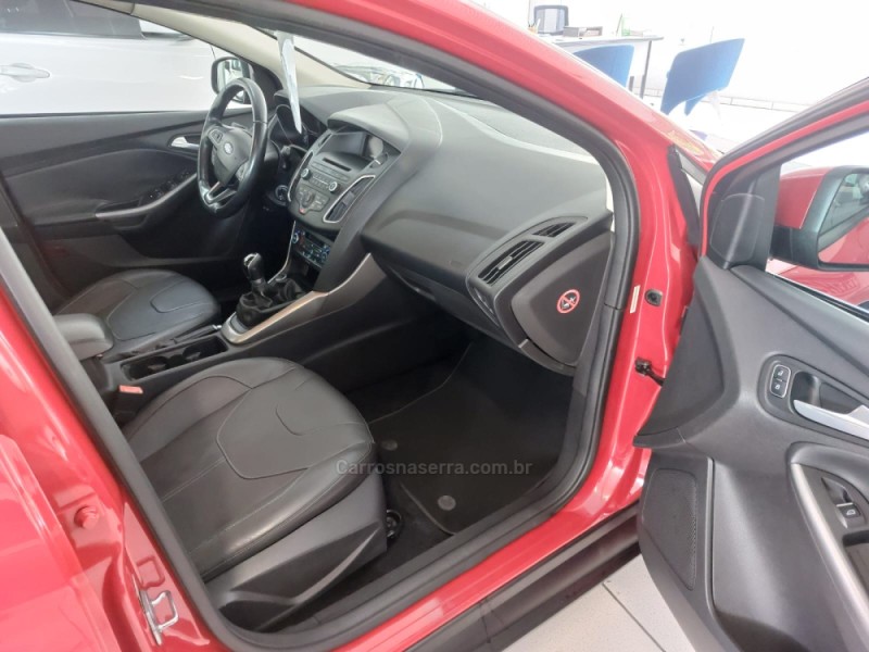 FOCUS 1.6 SE PLUS 16V FLEX 4P MANUAL - 2016 - BENTO GONçALVES