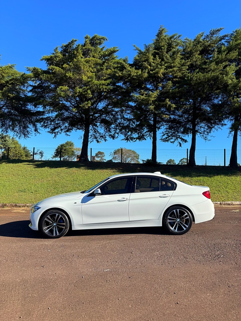 320I 2.0 SPORT 16V TURBO ACTIVE FLEX 4P AUTOMÁTICO - 2018 - PASSO FUNDO