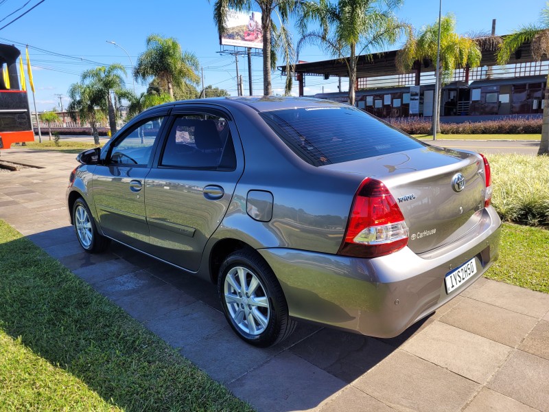 ETIOS 1.5 X PLUS SEDAN 16V FLEX 4P AUTOMÁTICO - 2019 - CARLOS BARBOSA
