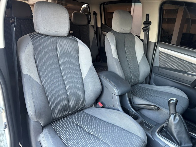 S10 2.5 LT 4X2 CD 16V FLEX 4P MANUAL - 2015 - GUAPORé