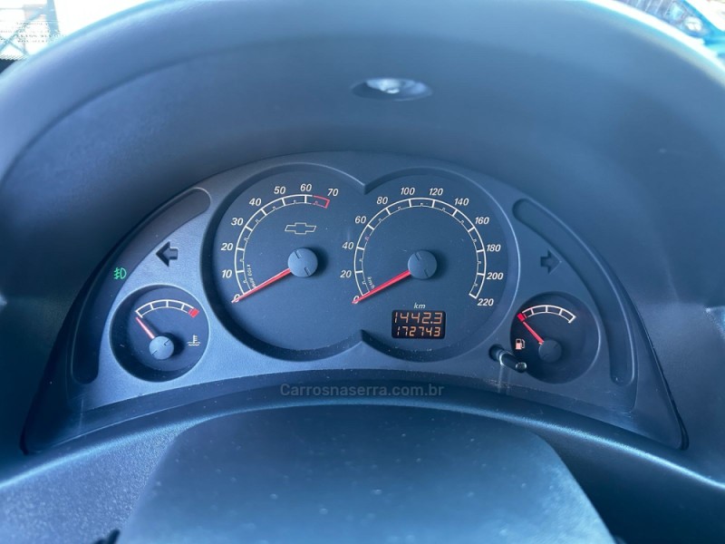MONTANA 1.4 MPFI CONQUEST CS 8V FLEX 2P MANUAL - 2009 - CANELA