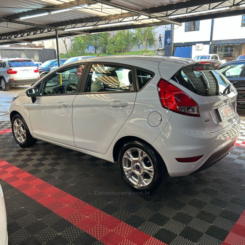 FIESTA 1.6 SEL HATCH 16V FLEX 4P AUTOMÁTICO - 2017 - PASSO FUNDO
