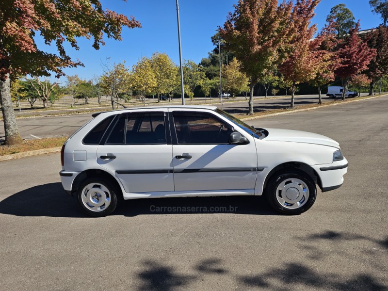 GOL 1.0 MI CITY 8V GASOLINA 4P MANUAL G.III - 2004 - BENTO GONçALVES