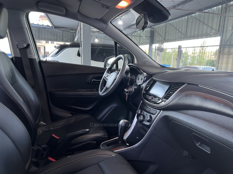 TRACKER 1.4 16V TURBO FLEX LT AUTOMÁTICO - 2018 - BOM PRINCíPIO