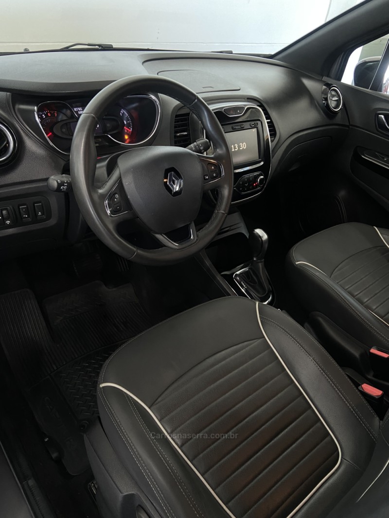 CAPTUR 2.0 16V FLEX INTENSE AUTOMÁTICO - 2021 - FARROUPILHA