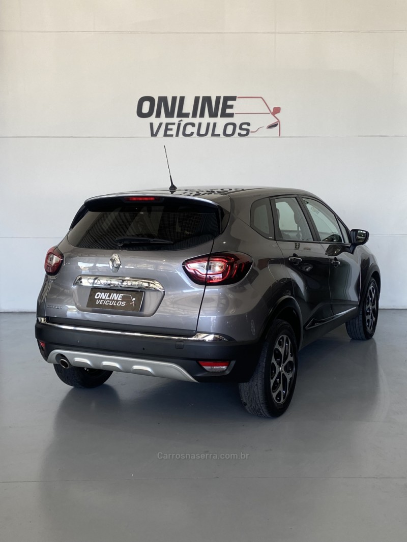 CAPTUR 2.0 16V FLEX INTENSE AUTOMÁTICO - 2021 - FARROUPILHA