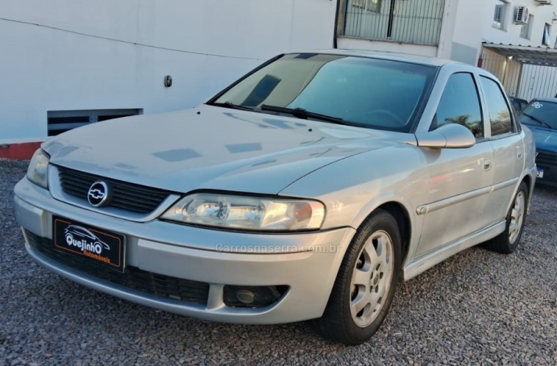 VECTRA 2.2 MPFI CD 16V GASOLINA 4P MANUAL - 2003 - CAXIAS DO SUL
