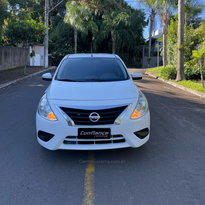 VERSA 1.6 16V FLEX SV 4P MANUAL - 2018 - CAMPO BOM