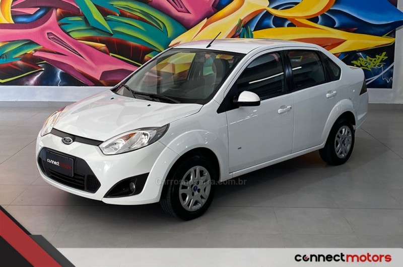 FIESTA 1.6 ROCAM SE SEDAN 8V FLEX 4P MANUAL - 2014 - BENTO GONçALVES