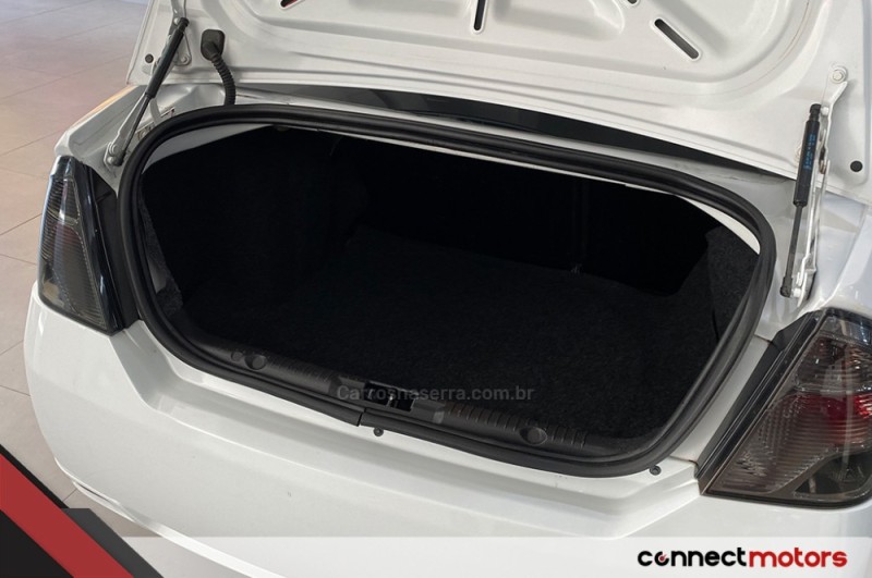 FIESTA 1.6 ROCAM SE SEDAN 8V FLEX 4P MANUAL - 2014 - BENTO GONçALVES