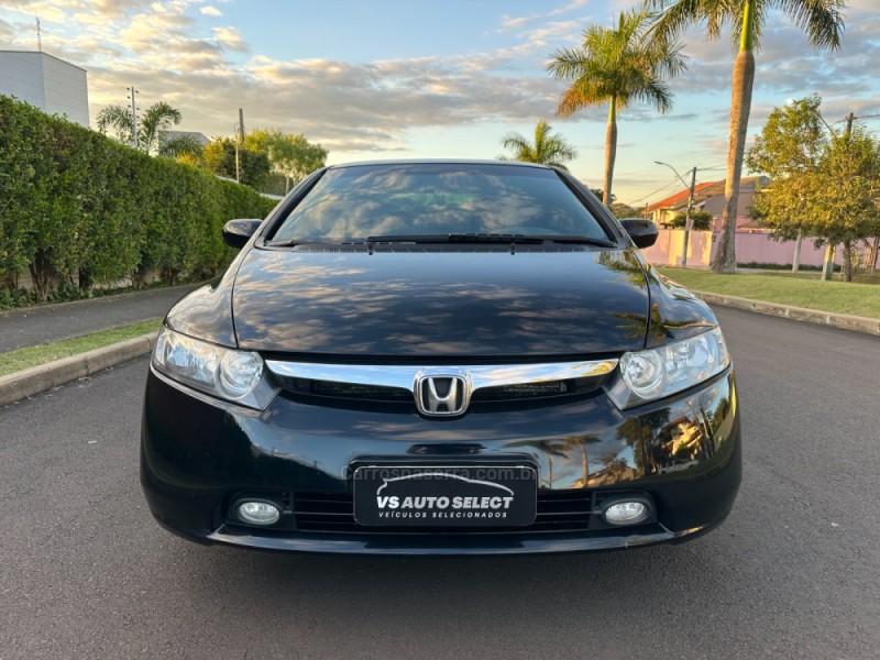 CIVIC 1.8 LX 16V GASOLINA 4P AUTOMÁTICO - 2007 - SãO LEOPOLDO