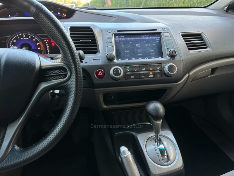 CIVIC 1.8 LX 16V GASOLINA 4P AUTOMÁTICO - 2007 - SãO LEOPOLDO