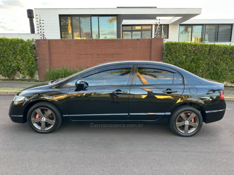 CIVIC 1.8 LX 16V GASOLINA 4P AUTOMÁTICO - 2007 - SãO LEOPOLDO