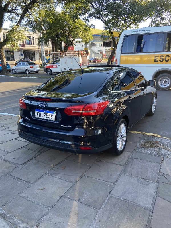 FOCUS 2.0 TITANIUM PLUS SEDAN 16V FLEX 4P AUTOMÁTICO - 2018 - FARROUPILHA