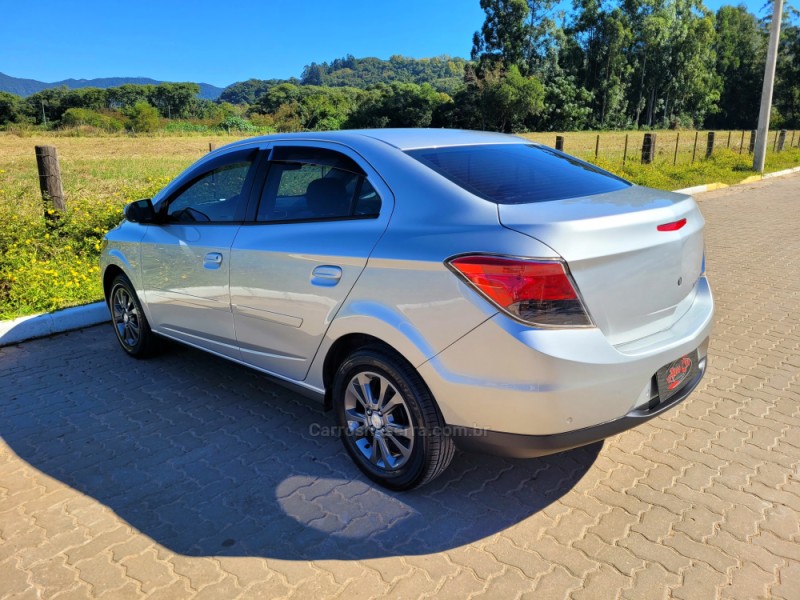 PRISMA 1.4 MPFI LTZ 8V FLEX 4P MANUAL - 2015 - CANDELáRIA
