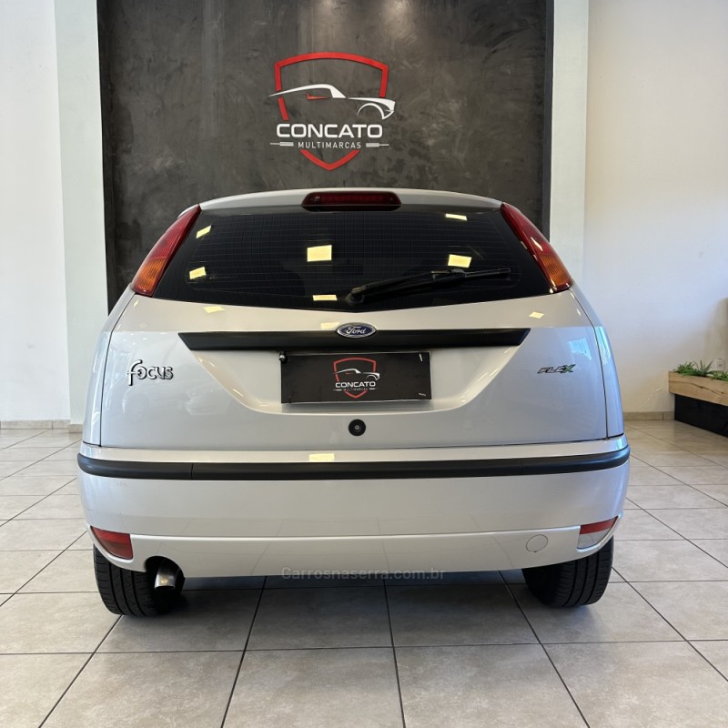 FOCUS 1.6 GLX 8V FLEX 4P MANUAL - 2008 - FARROUPILHA