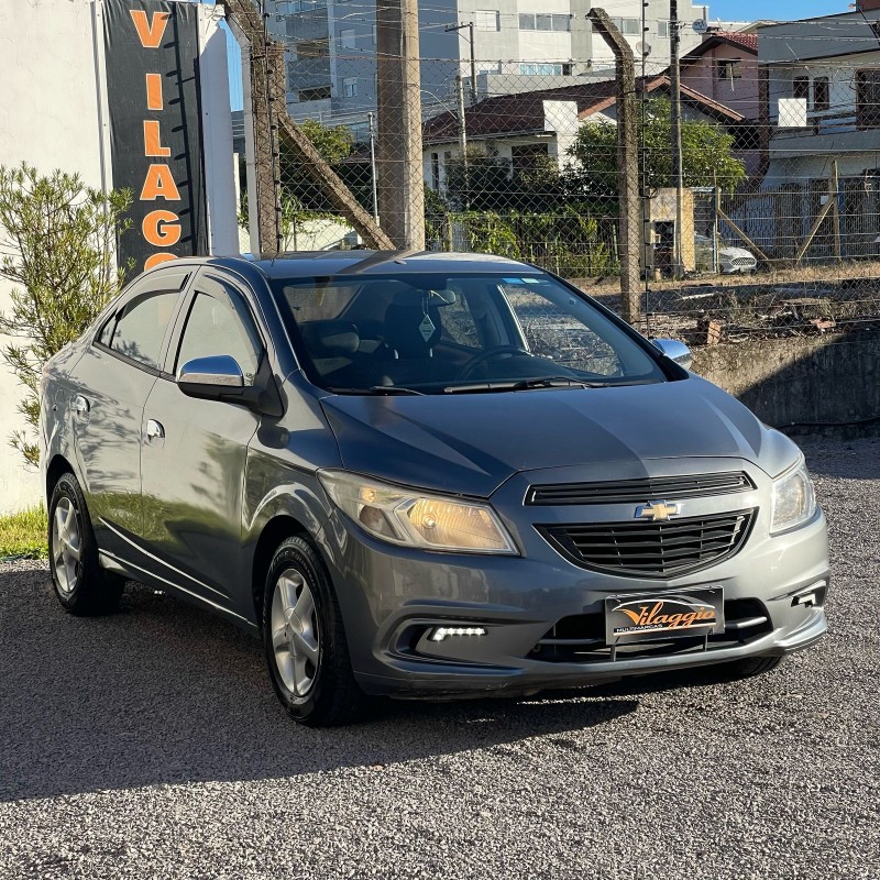PRISMA 1.0 MPFI JOY 8V FLEX 4P MANUAL - 2017 - CAXIAS DO SUL