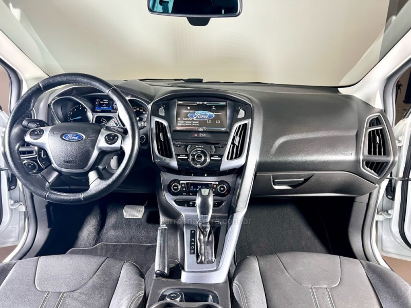FOCUS 2.0 TITANIUM PLUS 16V FLEX 4P AUTOMÁTICO - 2015 - CAXIAS DO SUL