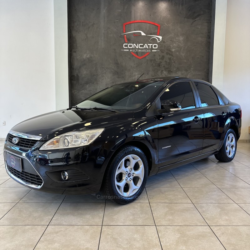 focus 2.0 titanium sedan 16v flex 4p automatico 2011 farroupilha