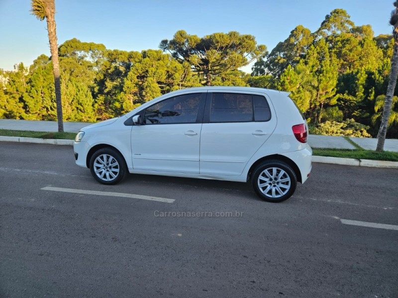 FOX 1.0 MI TREND 8V FLEX 4P MANUAL - 2013 - VERANóPOLIS