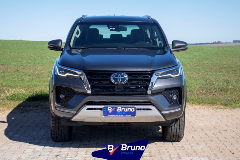 HILUX SW4 2.8 SRX 4X4 7 LUGARES 16V TURBO INTERCOOLER DIESEL 4P AUTOMÁTICO - 2021 - PALMEIRA DAS MISSõES