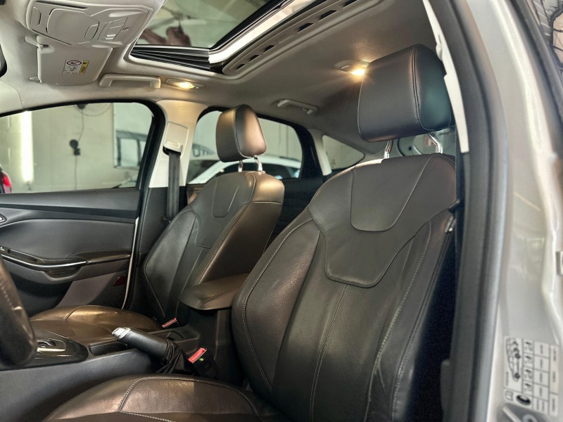 FOCUS 2.0 TITANIUM PLUS HATCH 16V FLEX 4P AUTO - 2016 - CAXIAS DO SUL