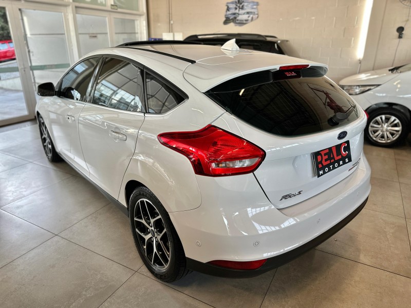 FOCUS 2.0 TITANIUM PLUS HATCH 16V FLEX 4P AUTO - 2016 - CAXIAS DO SUL